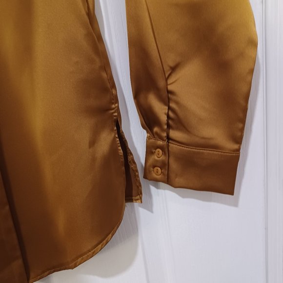 Suzy Shier Bow Tie Detail Blouse - Picture 2 of 10